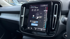 Volvo Xc40 2.0 B4P Inscription Pro 5dr Auto Petrol Estate